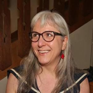 Meet your Posher, Lauri